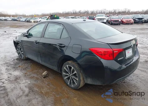 2018 Toyota Corolla Se z USA, uszkodzony, nr VIN 2T1BURHE5JC124970